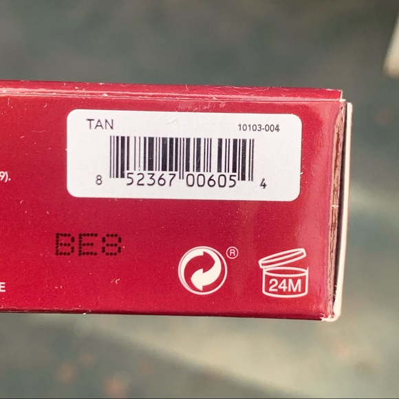 Tan Wander Beauty Flash Focus Foundation - Picture 2 of 3